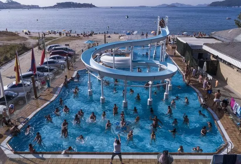 Hotelli Camping Bayona Playa