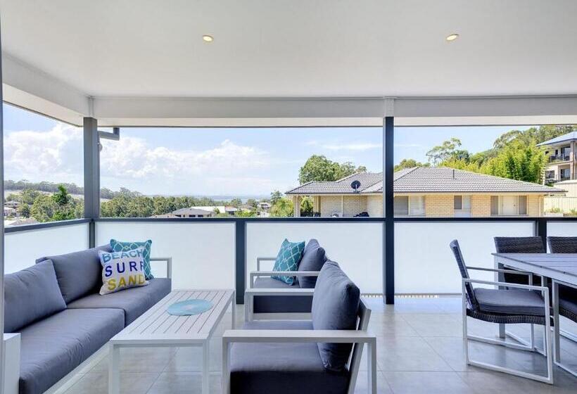 Signature House 52 Saratoga Avenue