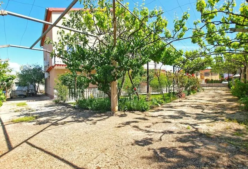 Apartment Aleksander 968