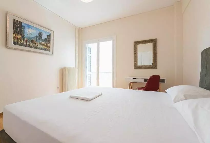 Athens Crown Paradise Apartments