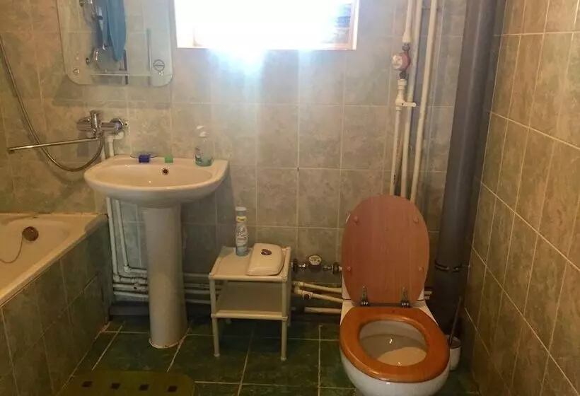 Guest House On Griboedovsky 27a   Hostel