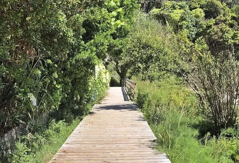 Pensión Playa De Sardiñeiro