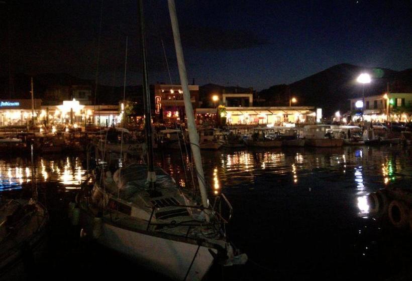 Poseidonas Apartments