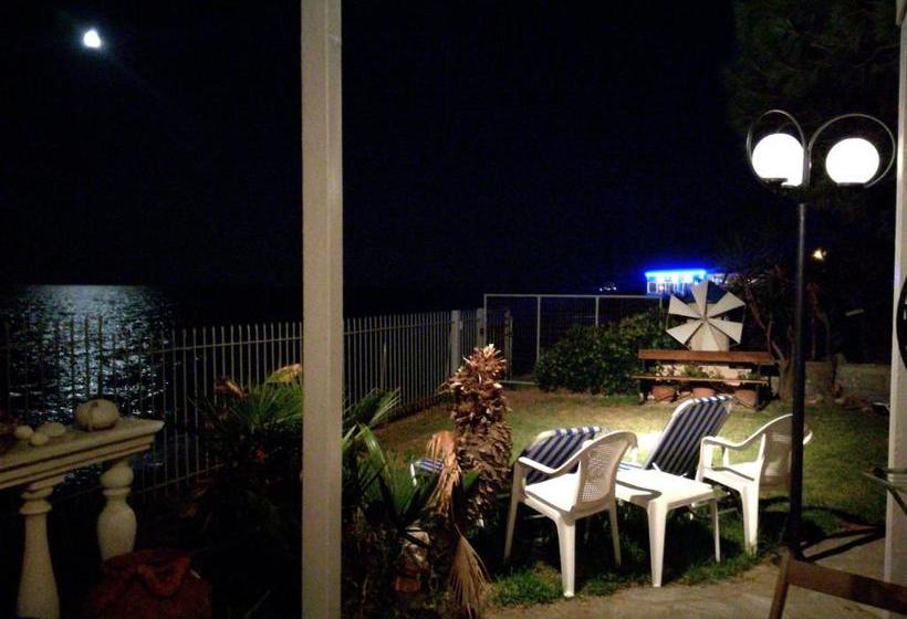 Poseidonas Apartments