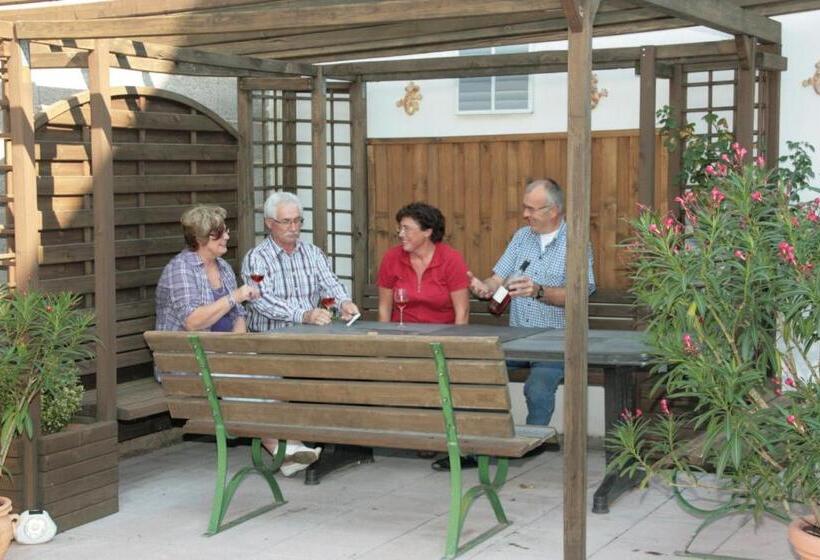 Weingutpension Günther Scholtes