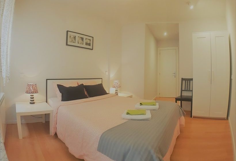 Apartamentos Turã­sticos La Golondrina