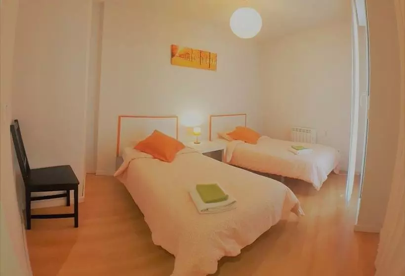 Apartamentos Turã­sticos La Golondrina