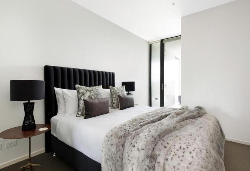 Birch Apartments In The City