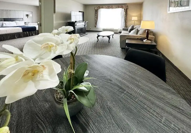 Bayvue Hotel, Resort & Suites