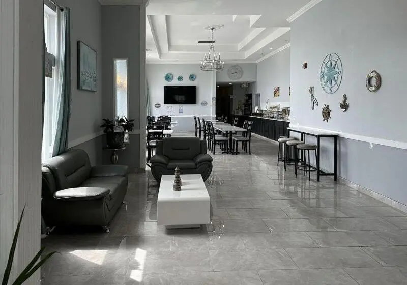 Bayvue Hotel, Resort & Suites