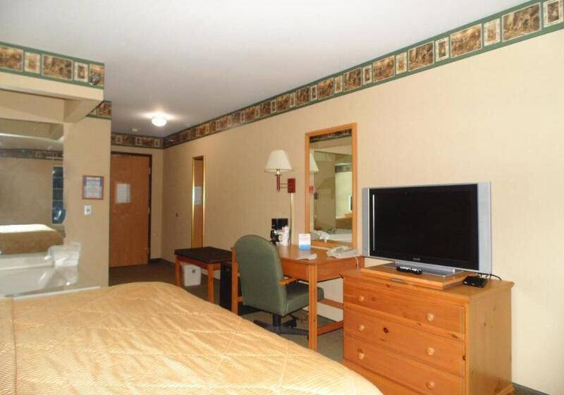 هتل American Inn And Suites Houghton Lake