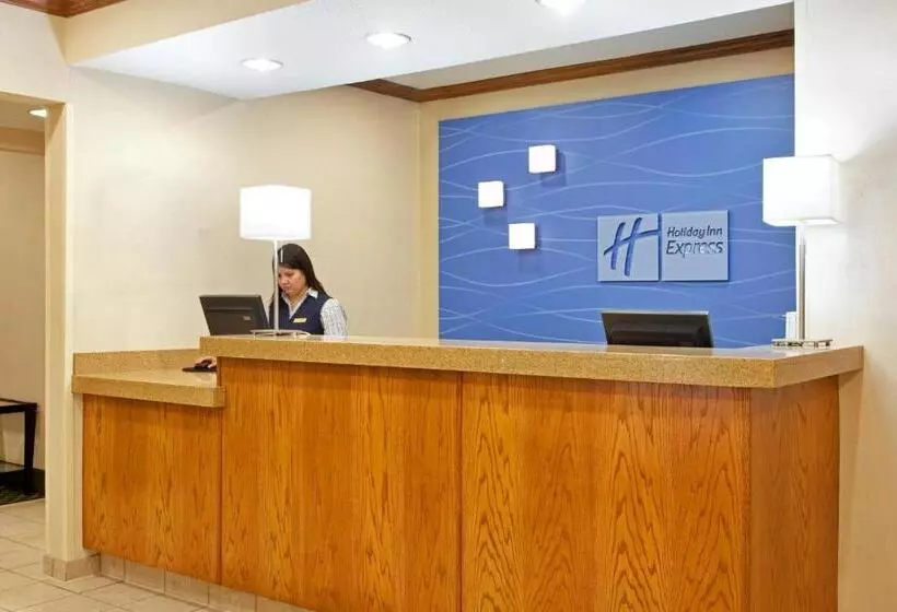 فندق Baymont By Wyndham Merrillville