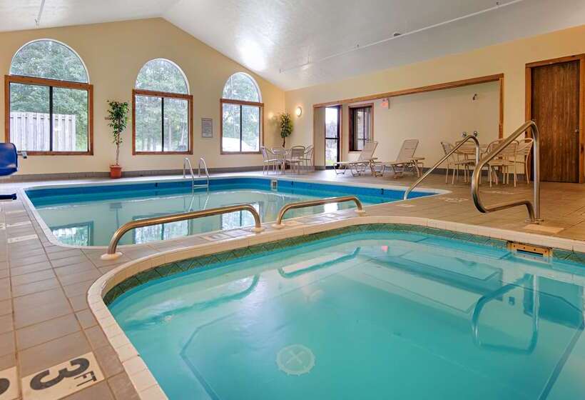 Best Western Plaza Hotel Saugatuck
