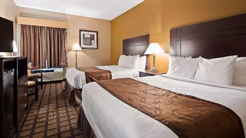 Best Western Plaza Hotel Saugatuck