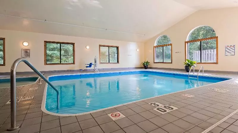 Best Western Plaza Hotel Saugatuck