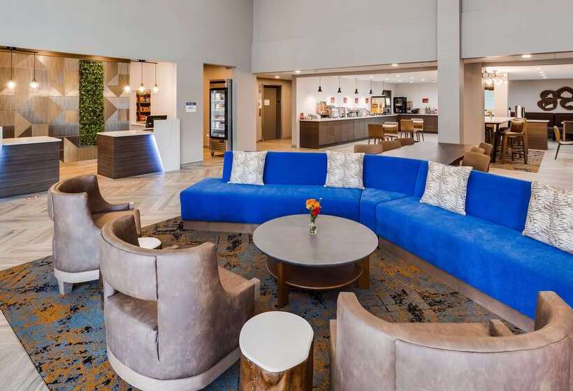 Best Western Plus Bourbonnais Hotel & Suites