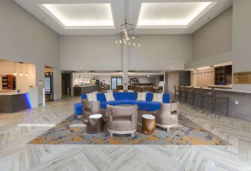 Best Western Plus Bourbonnais Hotel & Suites