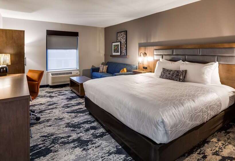 Best Western Plus Bourbonnais Hotel & Suites