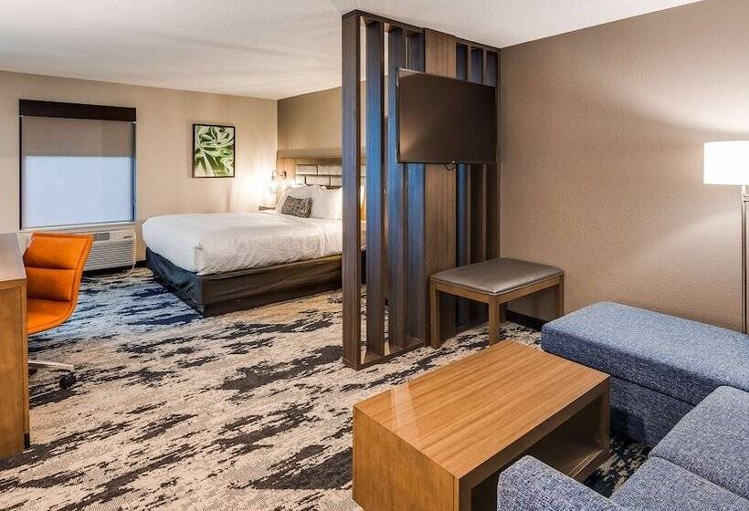 Best Western Plus Bourbonnais Hotel & Suites