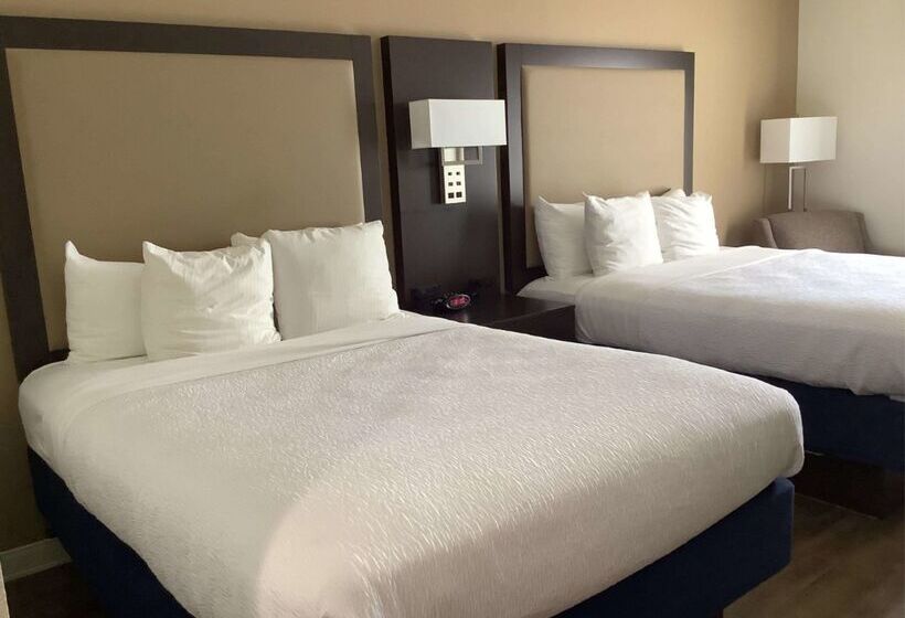 Отель Best Western Plus Madison