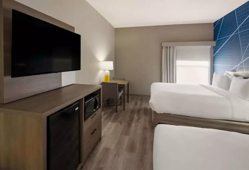 فندق Comfort Inn & Suites Fishers Indianapolis