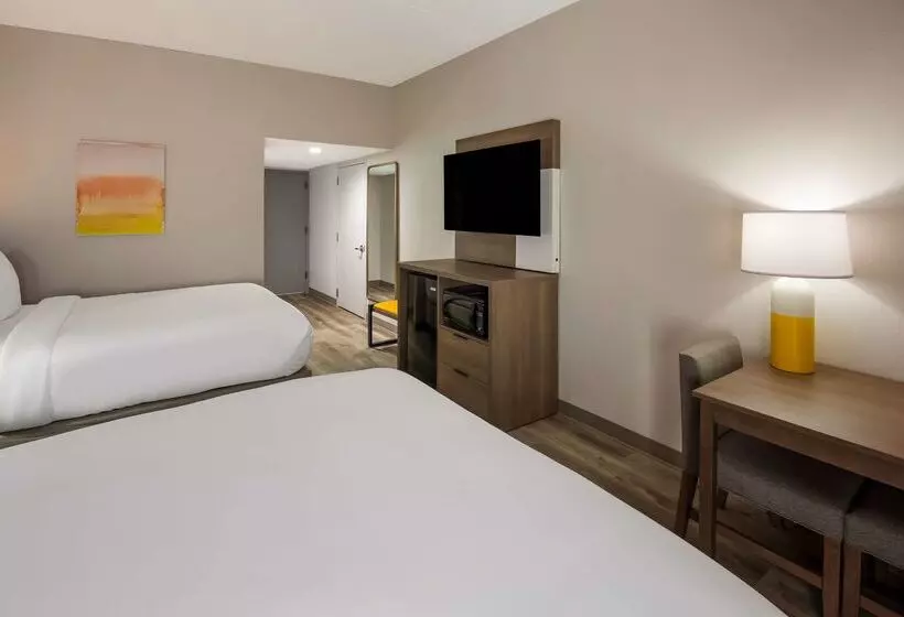 فندق Comfort Inn & Suites Fishers Indianapolis