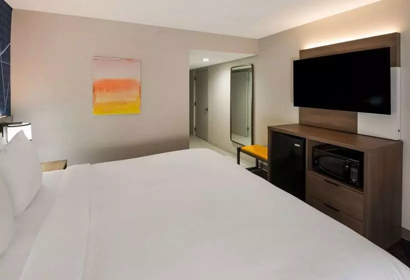 فندق Comfort Inn & Suites Fishers Indianapolis