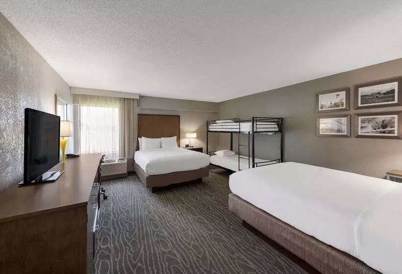 호텔 Comfort Inn & Suites Tipp City Dayton North I 75