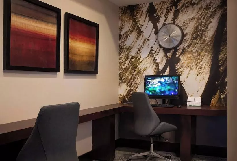 هتل Courtyard By Marriott Bradenton Sarasota/riverfront