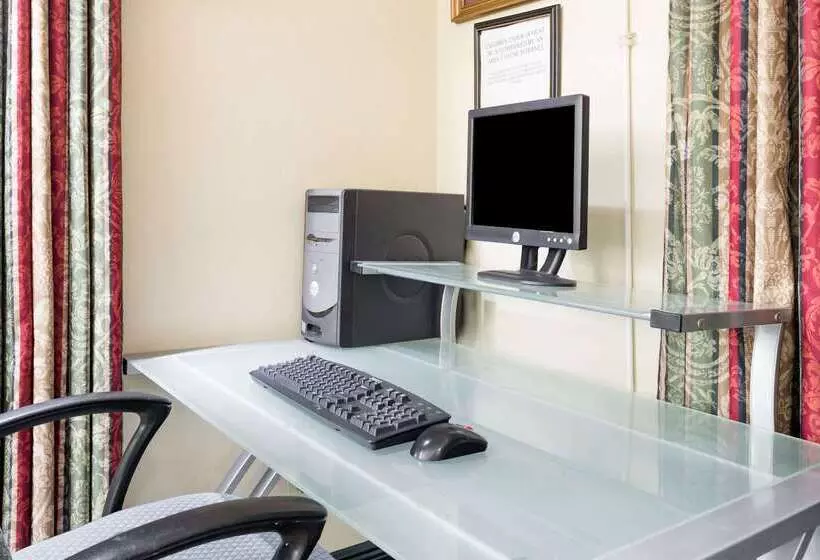 Szálloda Days Inn By Wyndham Chiefland