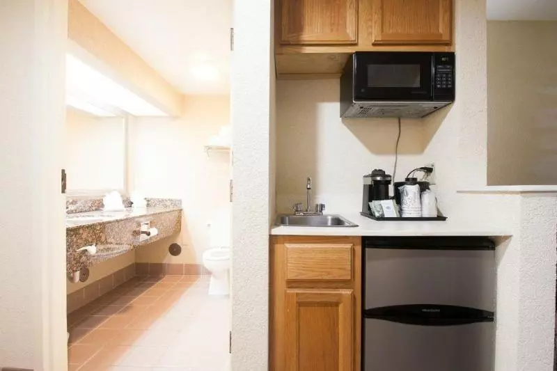 Delta Hotels By Marriott Huntington Downtown