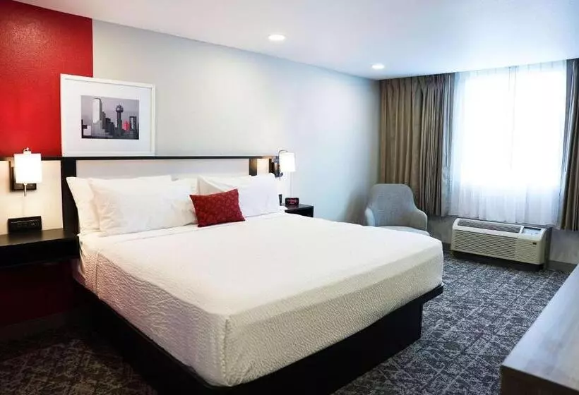 ホテル Ramada By Wyndham Dfw Airport