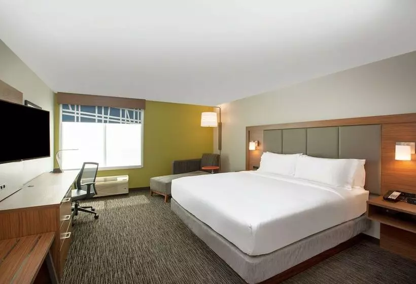 Holiday Inn Express Hotel & Suites Norfolk, An Ihg