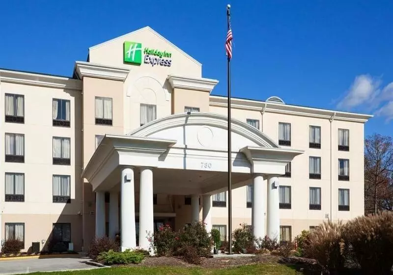 Отель Holiday Inn Express Knoxville Strawberry Plains, An Ihg