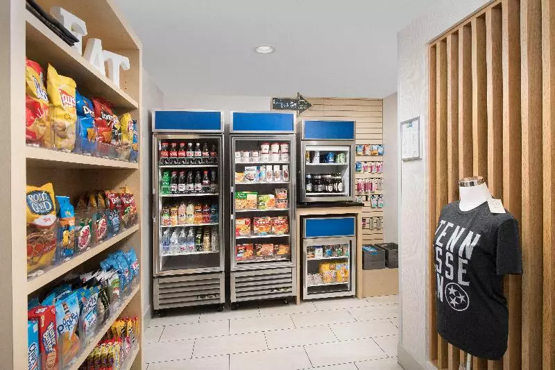 Отель Holiday Inn Express Knoxville Strawberry Plains, An Ihg