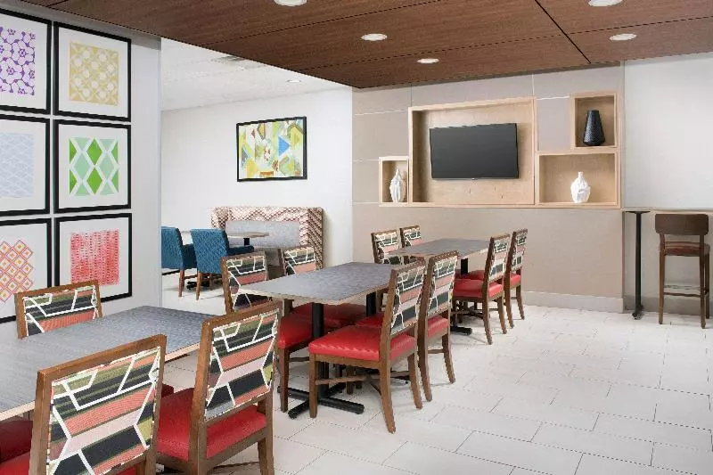 Отель Holiday Inn Express Knoxville Strawberry Plains, An Ihg