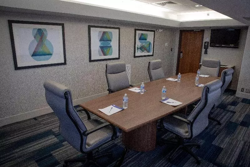 فندق Holiday Inn Express   San Antonio Airport, An Ihg