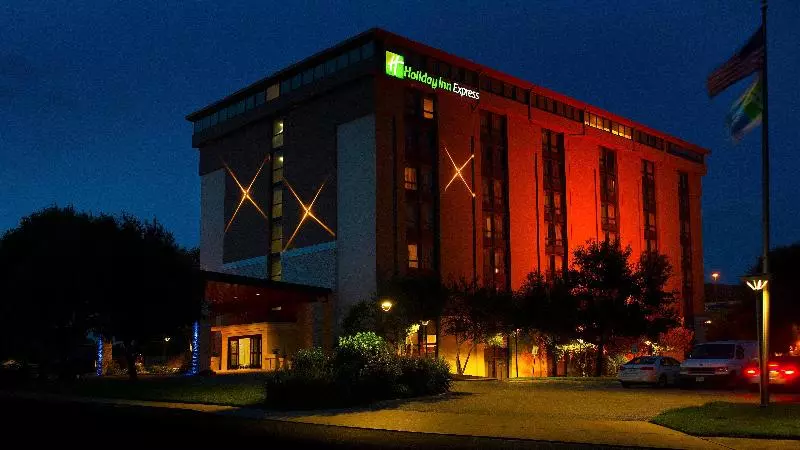 فندق Holiday Inn Express   San Antonio Airport, An Ihg