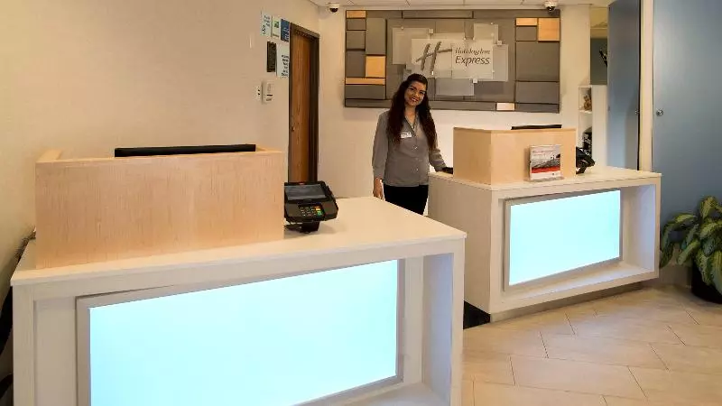 فندق Holiday Inn Express   San Antonio Airport, An Ihg