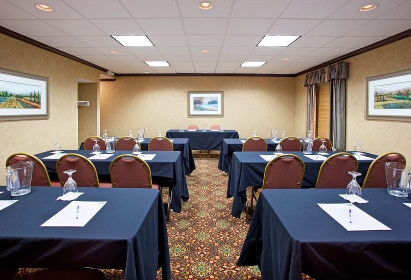 فندق Holiday Inn Express Wilmington, An Ihg