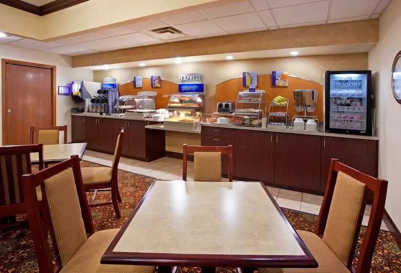 호텔 Holiday Inn Express Wilmington, An Ihg