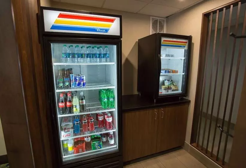 호텔 Holiday Inn Express Wilmington, An Ihg