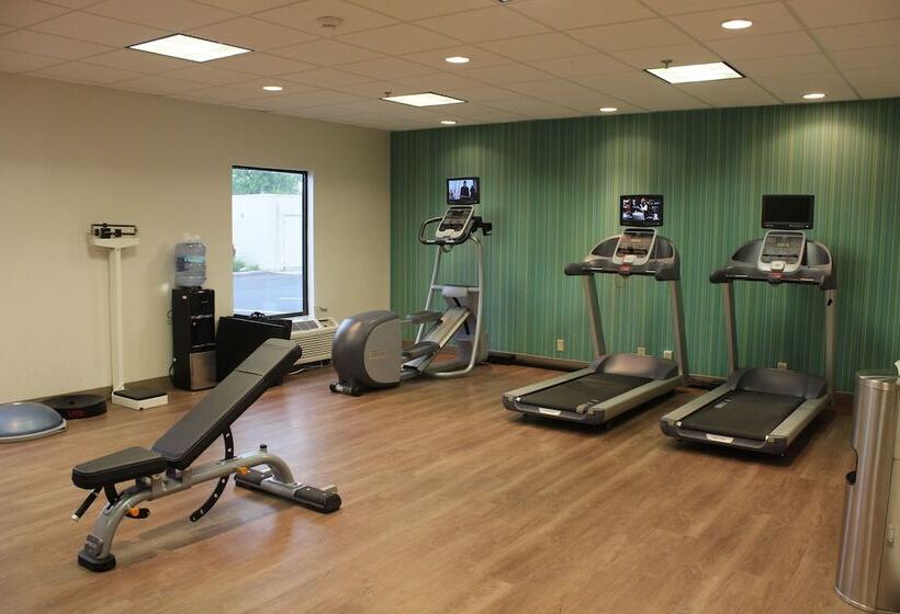 فندق Holiday Inn Express Wilmington, An Ihg