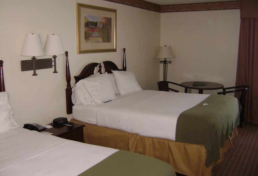 בית מלון כפרי Holiday Inn Express Wilson I 95, An Ihg