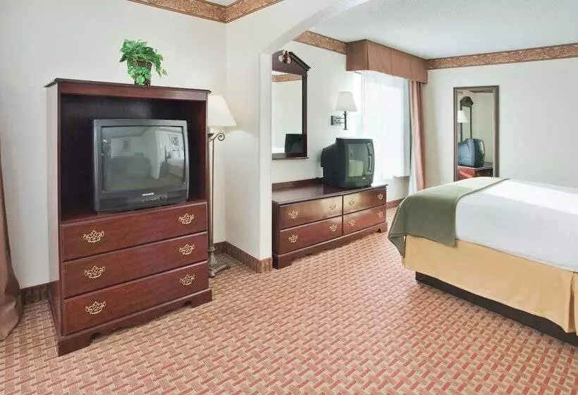 호텔 Holiday Inn Express Wilson I 95, An Ihg