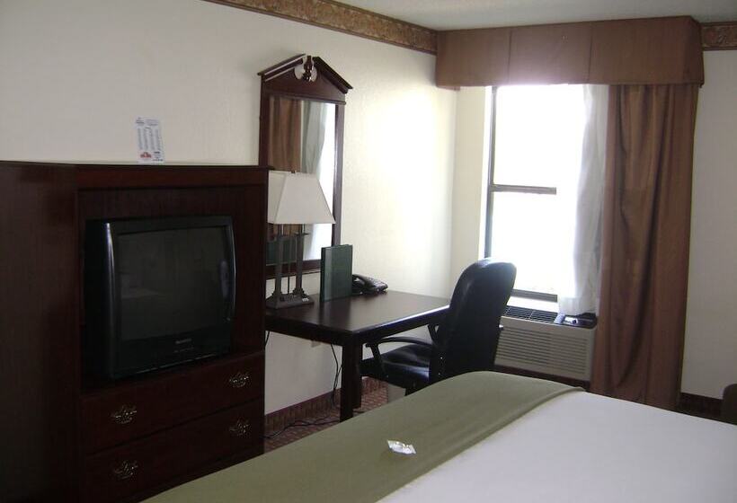 בית מלון כפרי Holiday Inn Express Wilson I 95, An Ihg