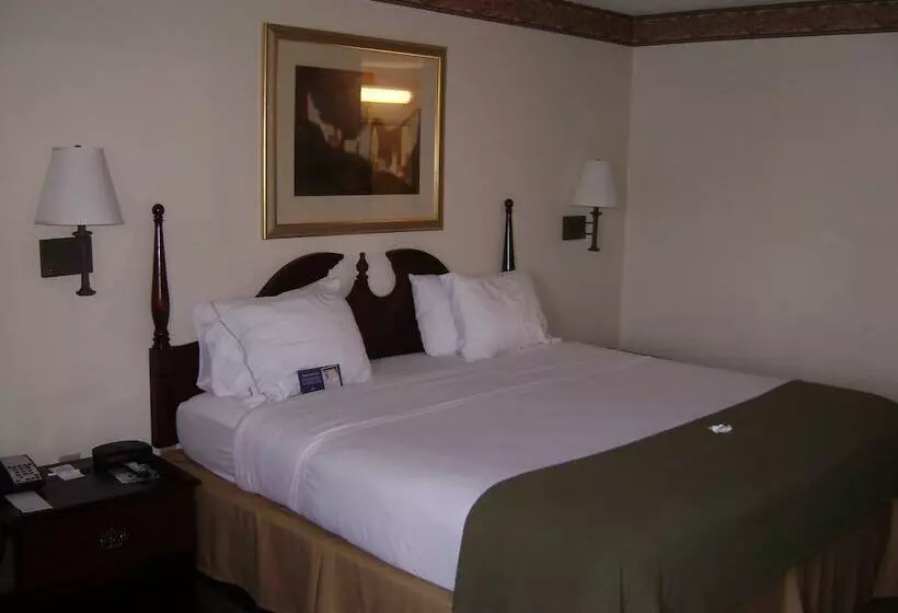 호텔 Holiday Inn Express Wilson I 95, An Ihg