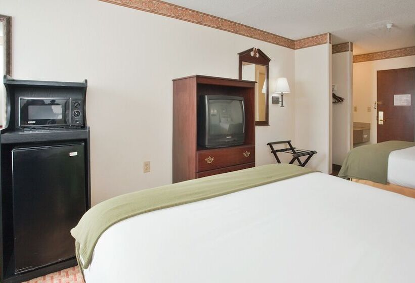 בית מלון כפרי Holiday Inn Express Wilson I 95, An Ihg