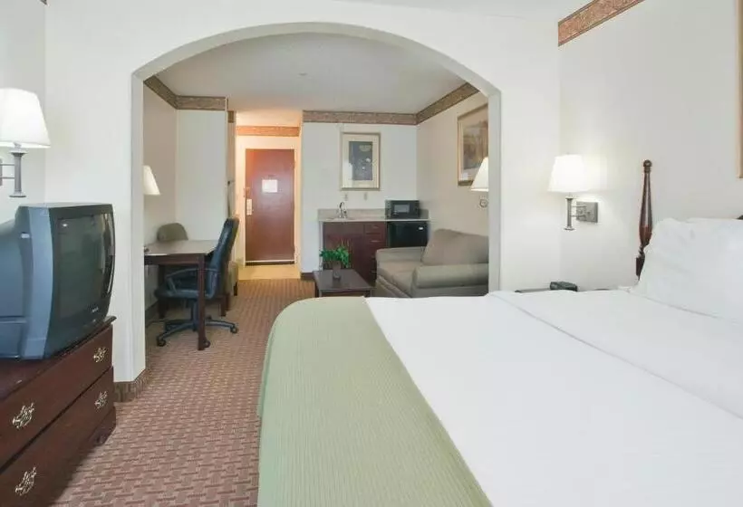 호텔 Holiday Inn Express Wilson I 95, An Ihg