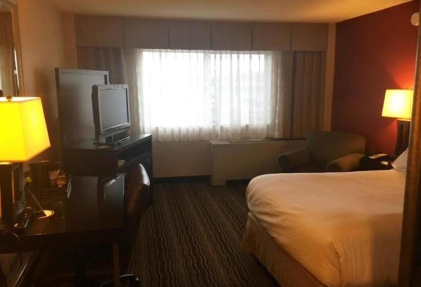 Отель Trademark Collection By Wyndham Liverpool/syracuse